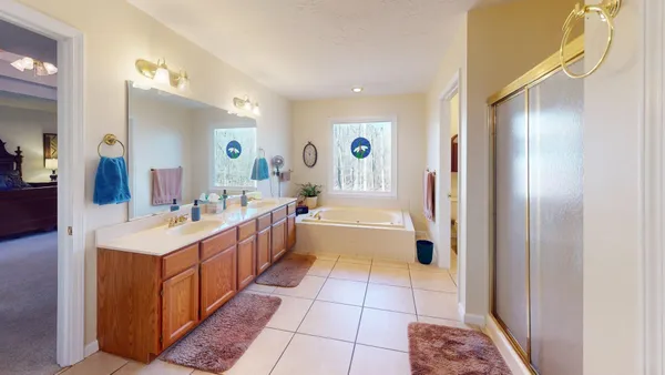 $589,000 | 175 Castleton Cove, Paris, TN 38242