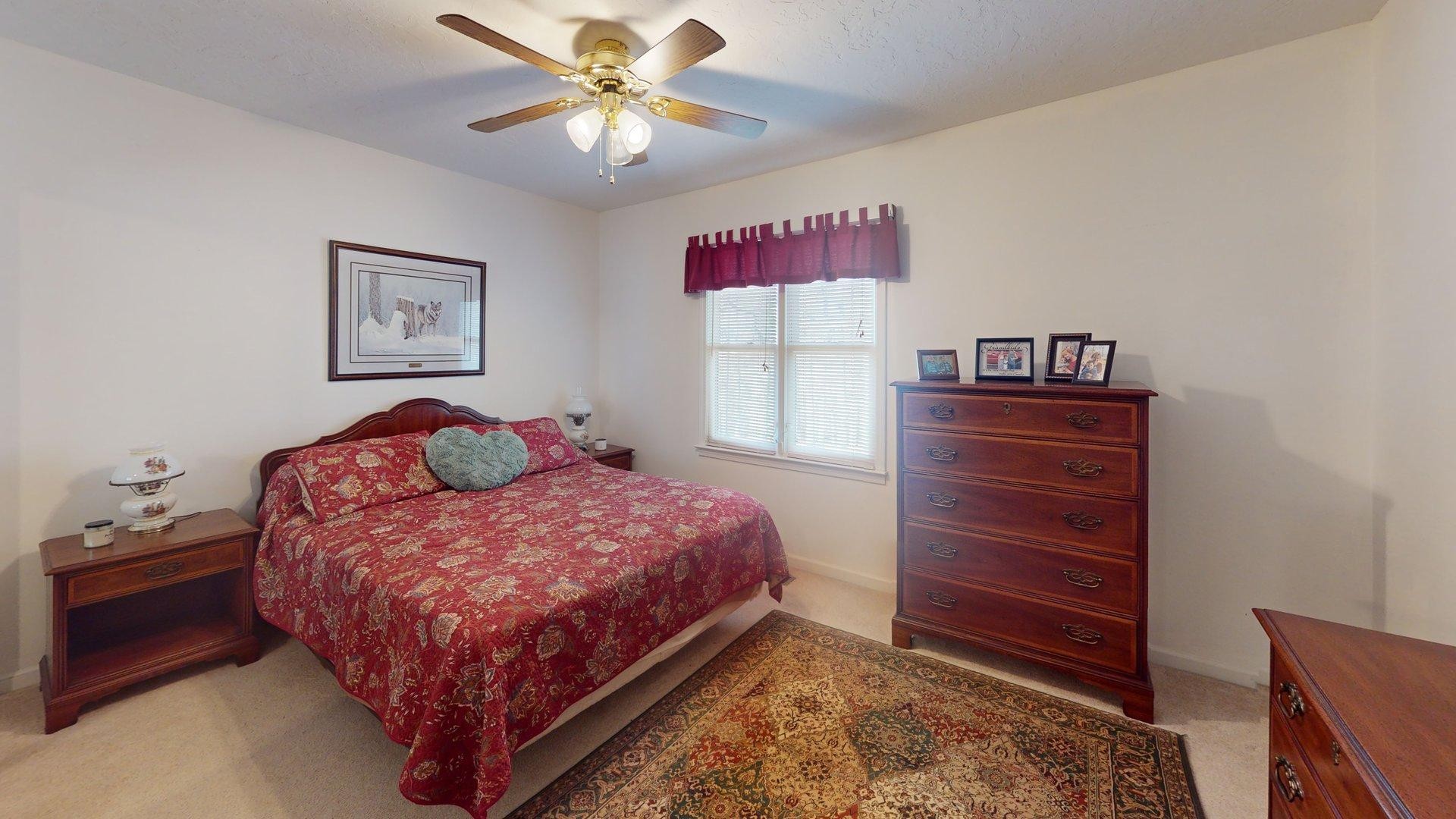 175 Castleton Cove Paris, TN 38242 - Photo 23 of 43