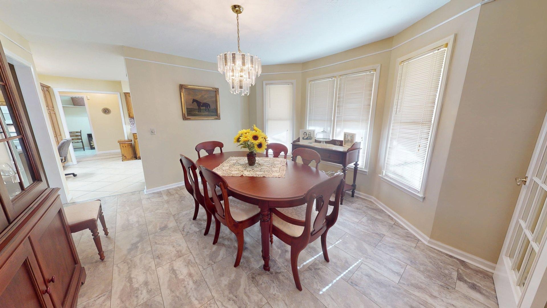 175 Castleton Cove Paris, TN 38242 - Photo 7 of 43