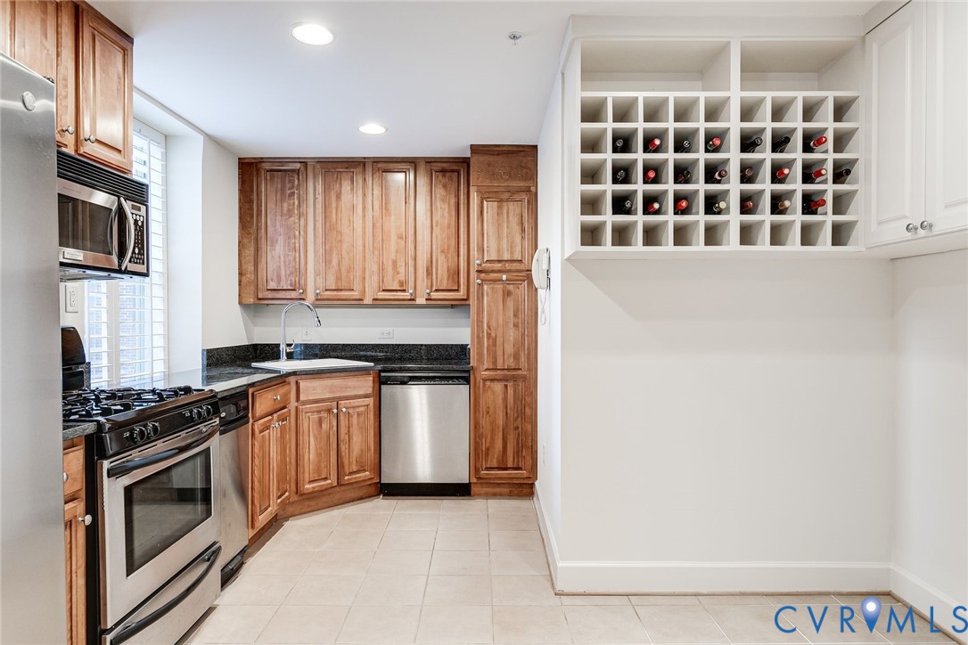 413 Stuart Circle, Unit 3D Richmond, VA 23220 - Photo 16 of 27