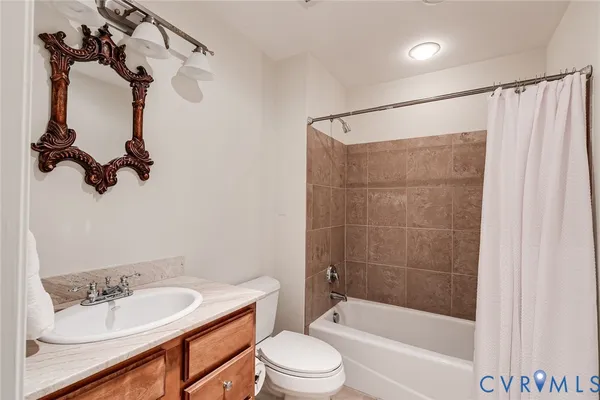 $467,550 | 413 Stuart Circle, Unit 3D, Richmond, VA 23220