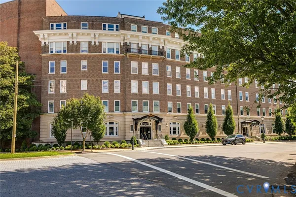$467,550 | 413 Stuart Circle, Unit 3D, Richmond, VA 23220