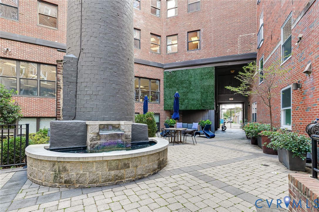 413 Stuart Circle, Unit 3D Richmond, VA 23220 - Photo 5 of 27