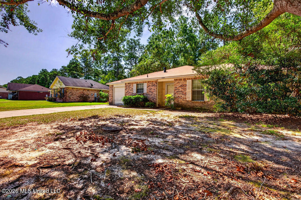 1629 Springridge Road Gautier, MS 39553 - Photo 5 of 43 1629SpringridgeDr.-4