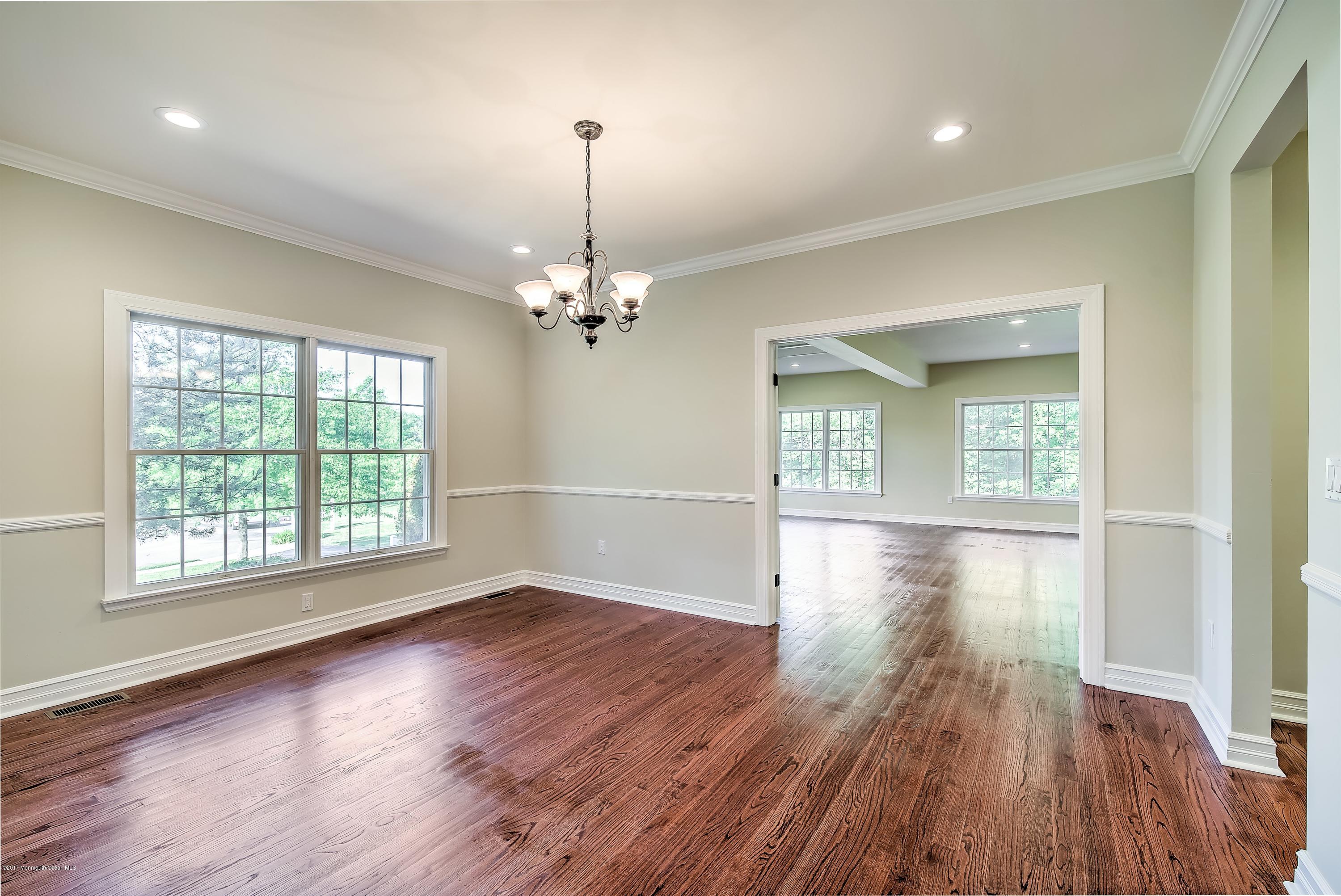 4 Lahaway Court Cream Ridge, NJ 08514 - Photo 12 of 29 011_DINING ROOM