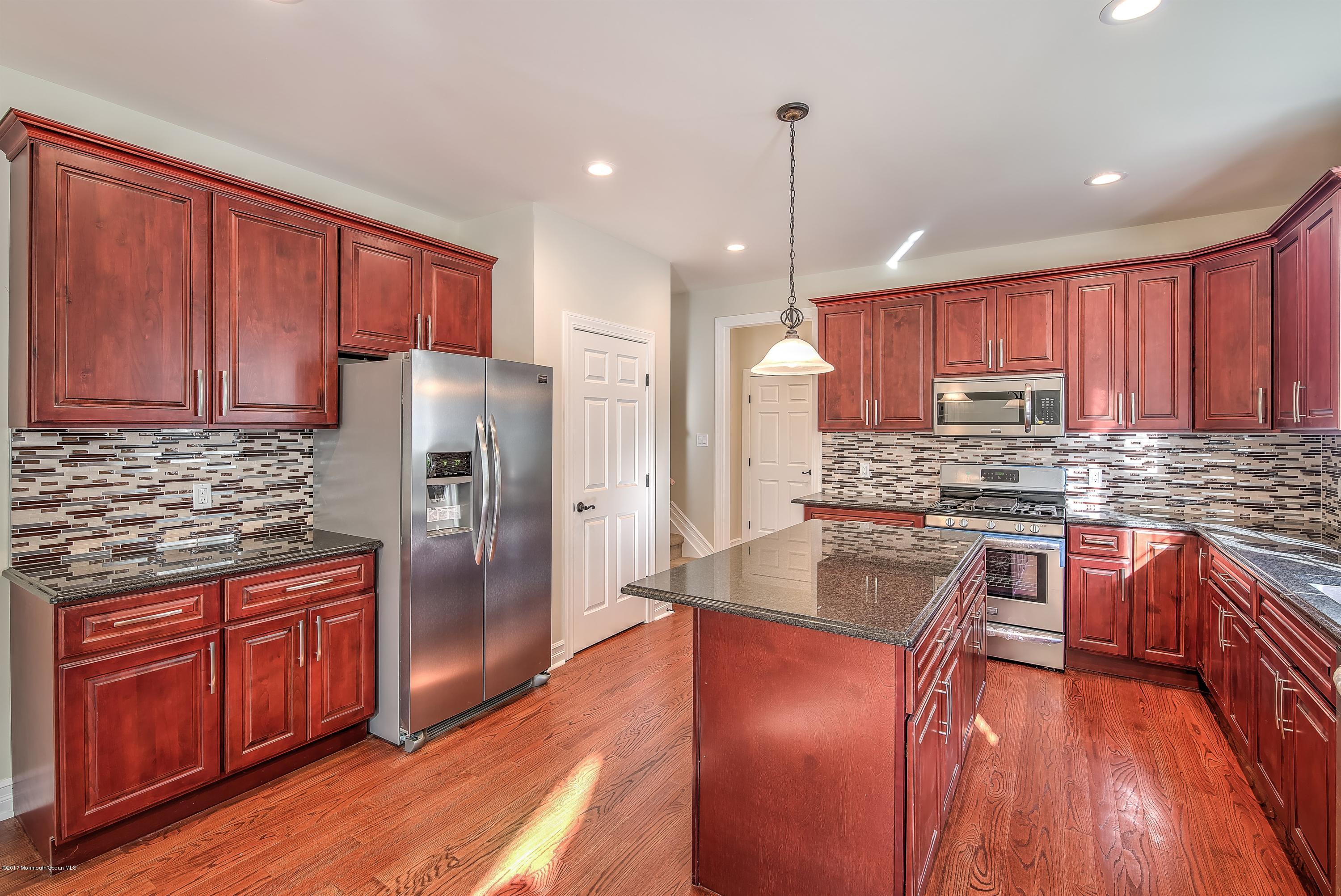 4 Lahaway Court Cream Ridge, NJ 08514 - Photo 17 of 29 016_KITCHEN