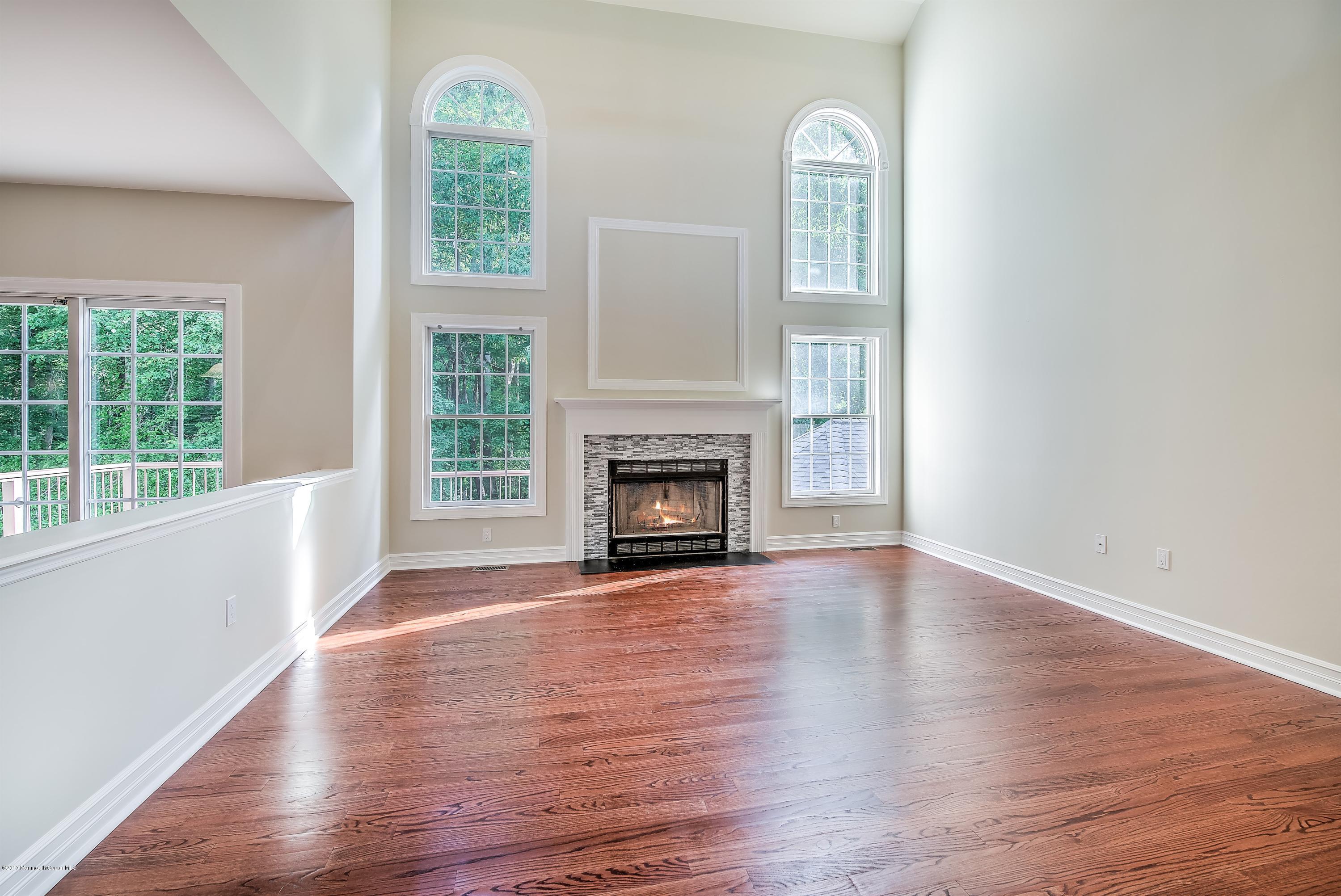 4 Lahaway Court Cream Ridge, NJ 08514 - Photo 9 of 29 008_FAMILY ROOM