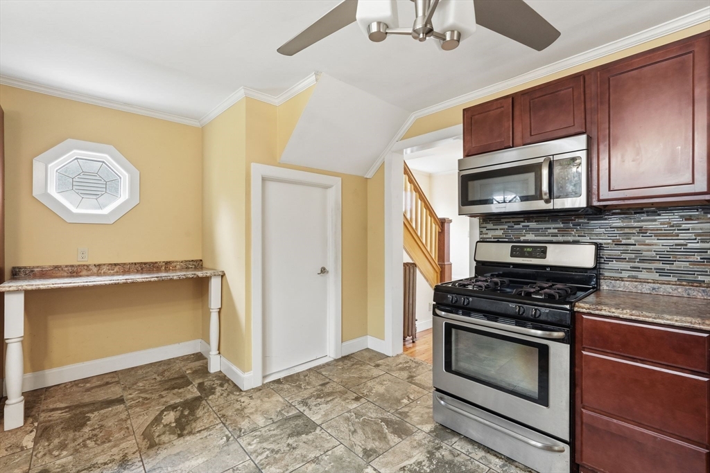 77 Dorset Street Springfield, MA 01108 - Photo 11 of 41 Gallery Image 11