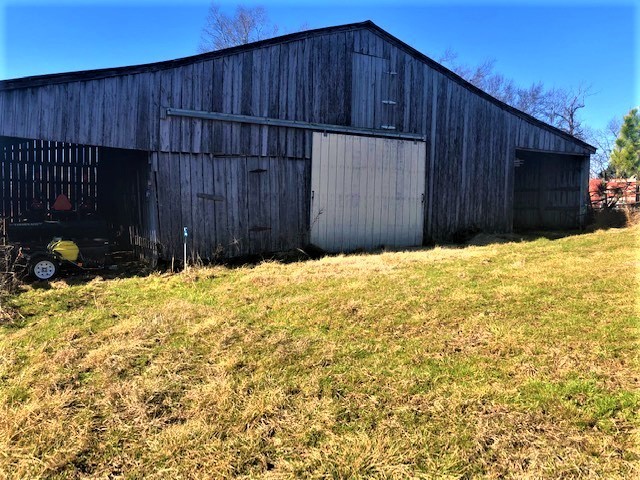 2270 Shuler Branch Road Ethridge, TN 38456 - Photo 3 of 10