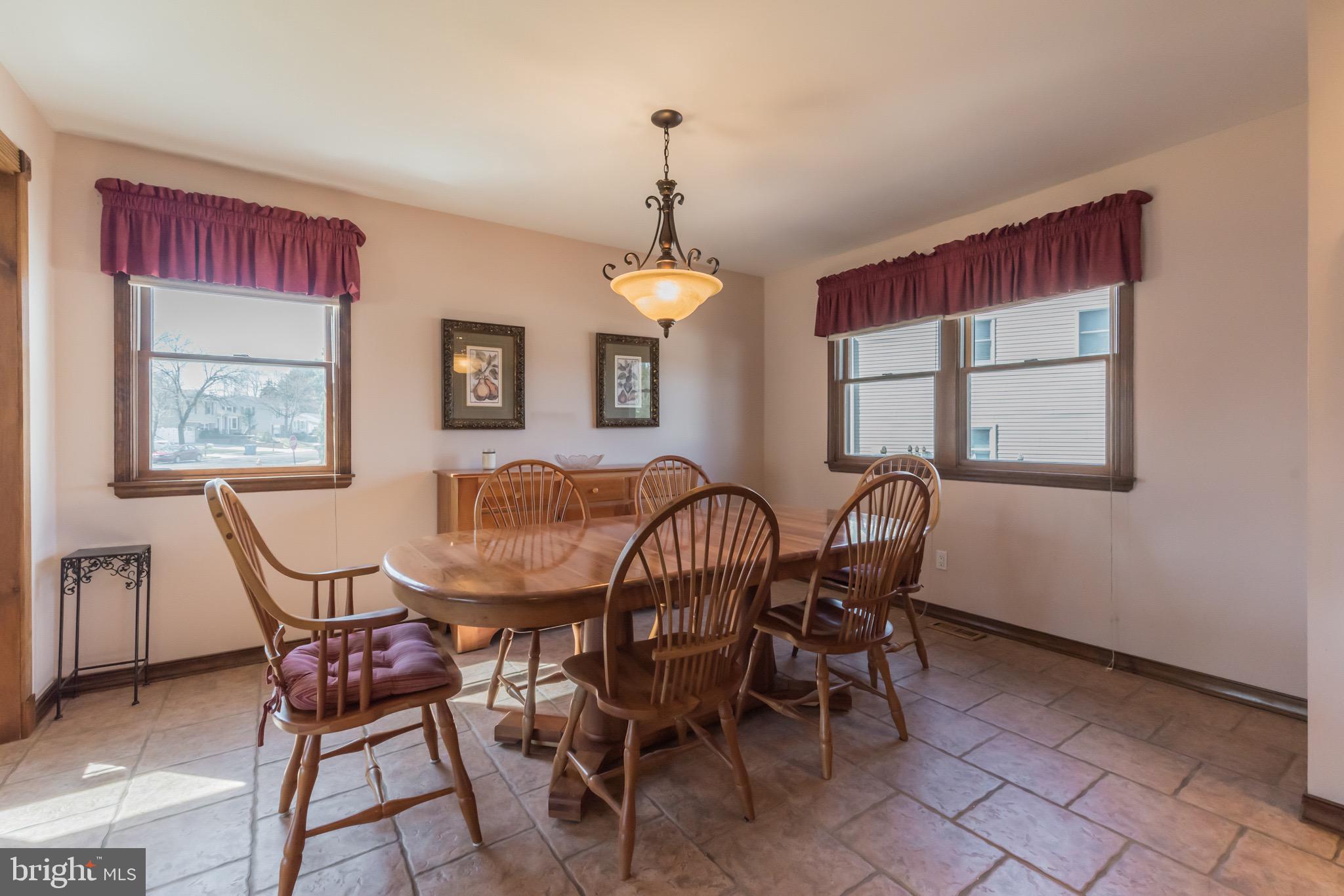 3330 Claridge Road Bensalem, PA 19020 - Photo 11 of 30 Dinning Room