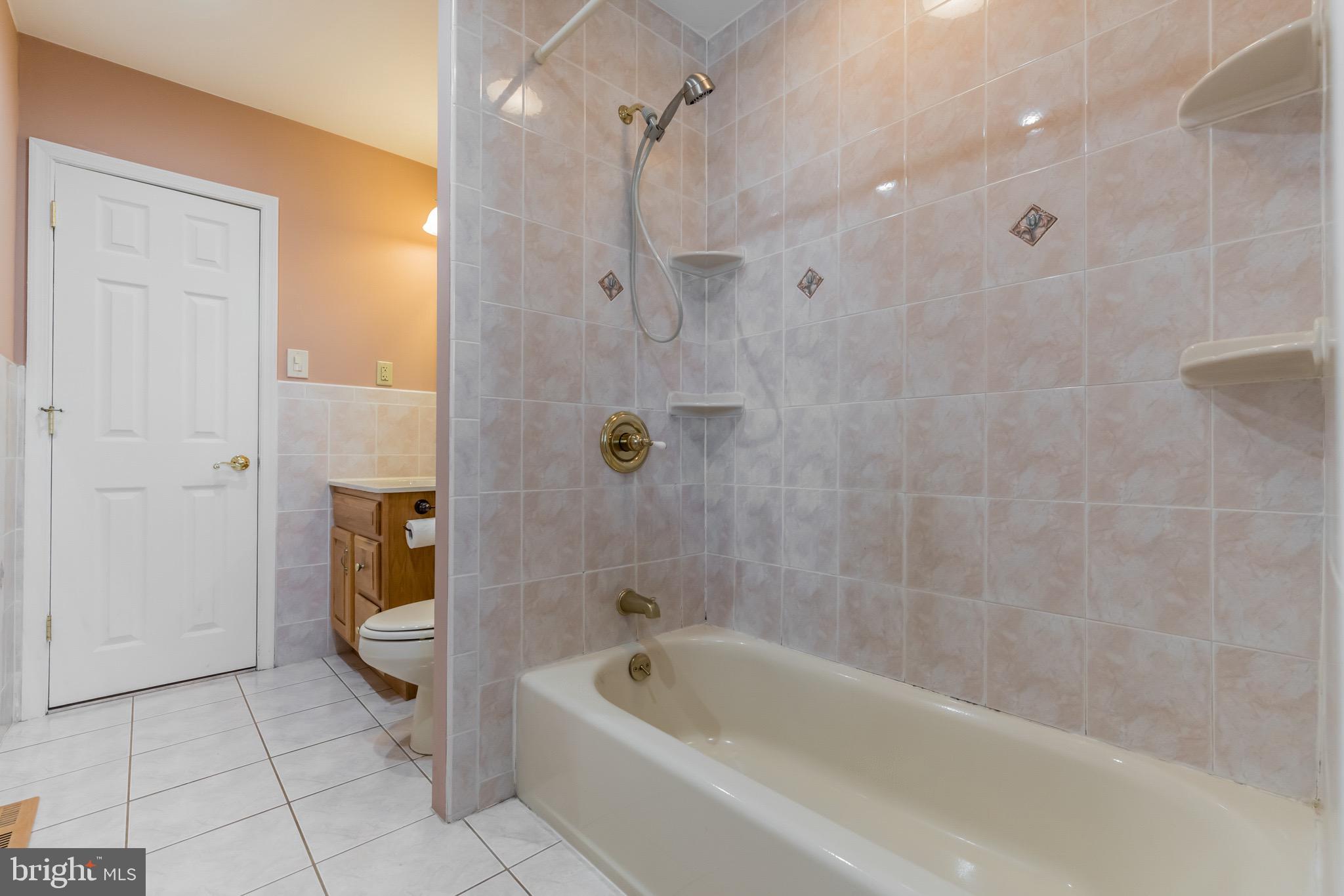 3330 Claridge Road Bensalem, PA 19020 - Photo 17 of 30 Hall Bathroom
