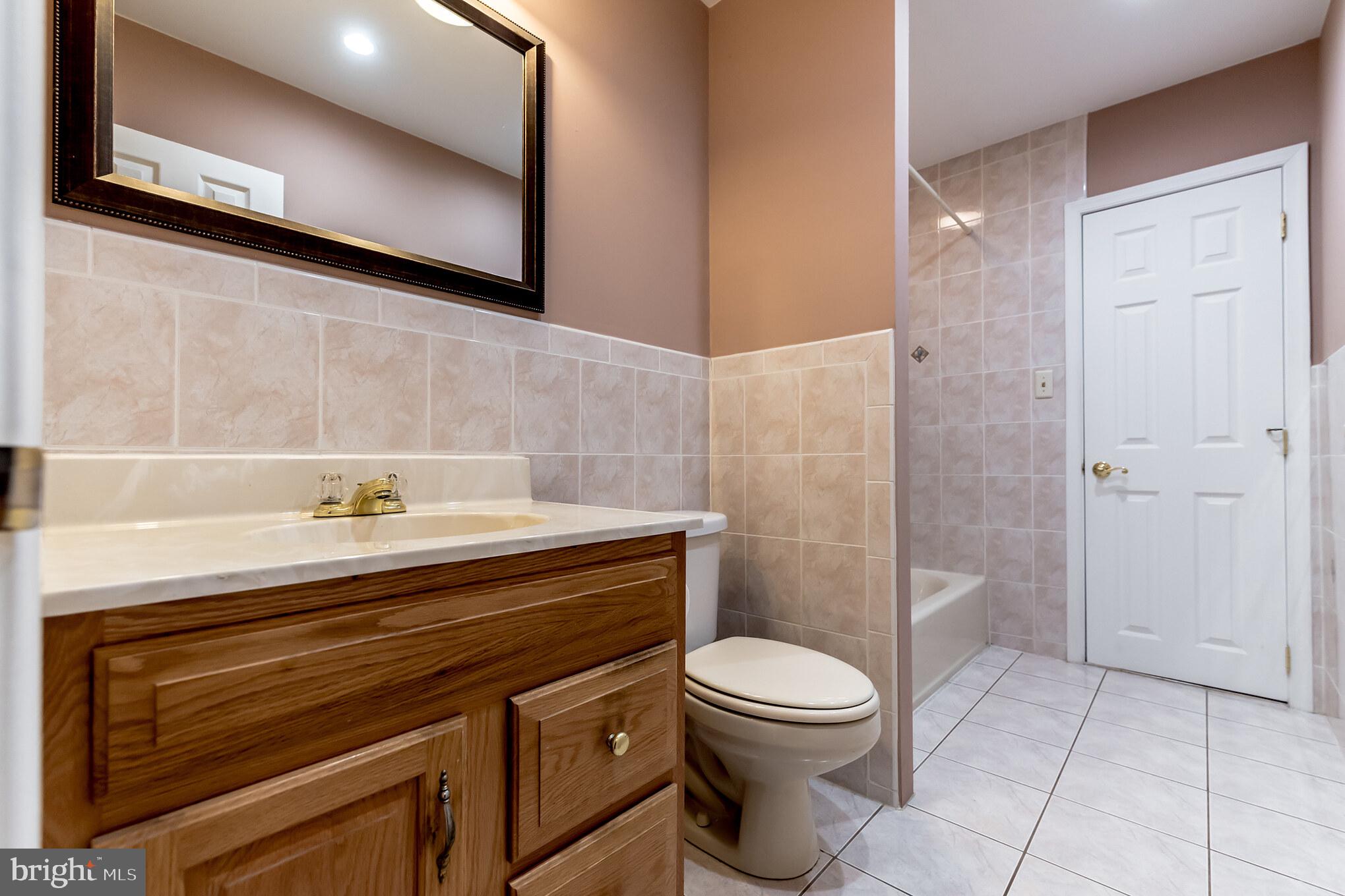 3330 Claridge Road Bensalem, PA 19020 - Photo 18 of 30 Hall Bathroom