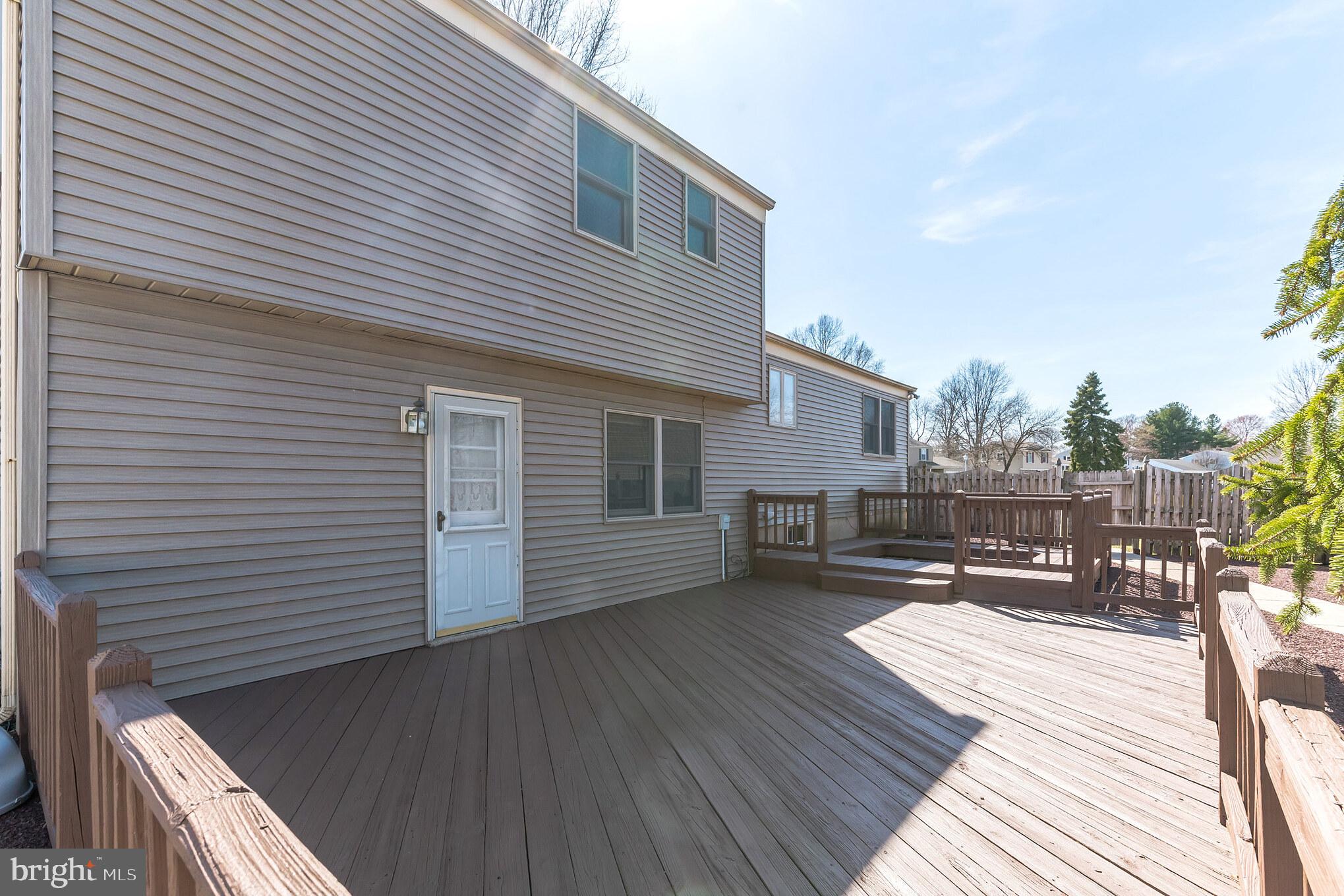 3330 Claridge Road Bensalem, PA 19020 - Photo 27 of 30 Back Deck