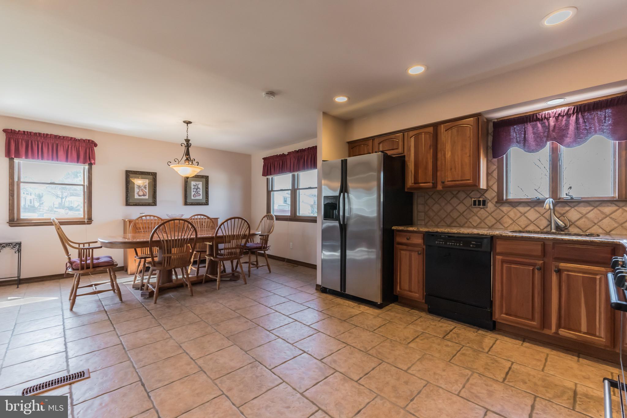 3330 Claridge Road Bensalem, PA 19020 - Photo 10 of 30 Kitchen