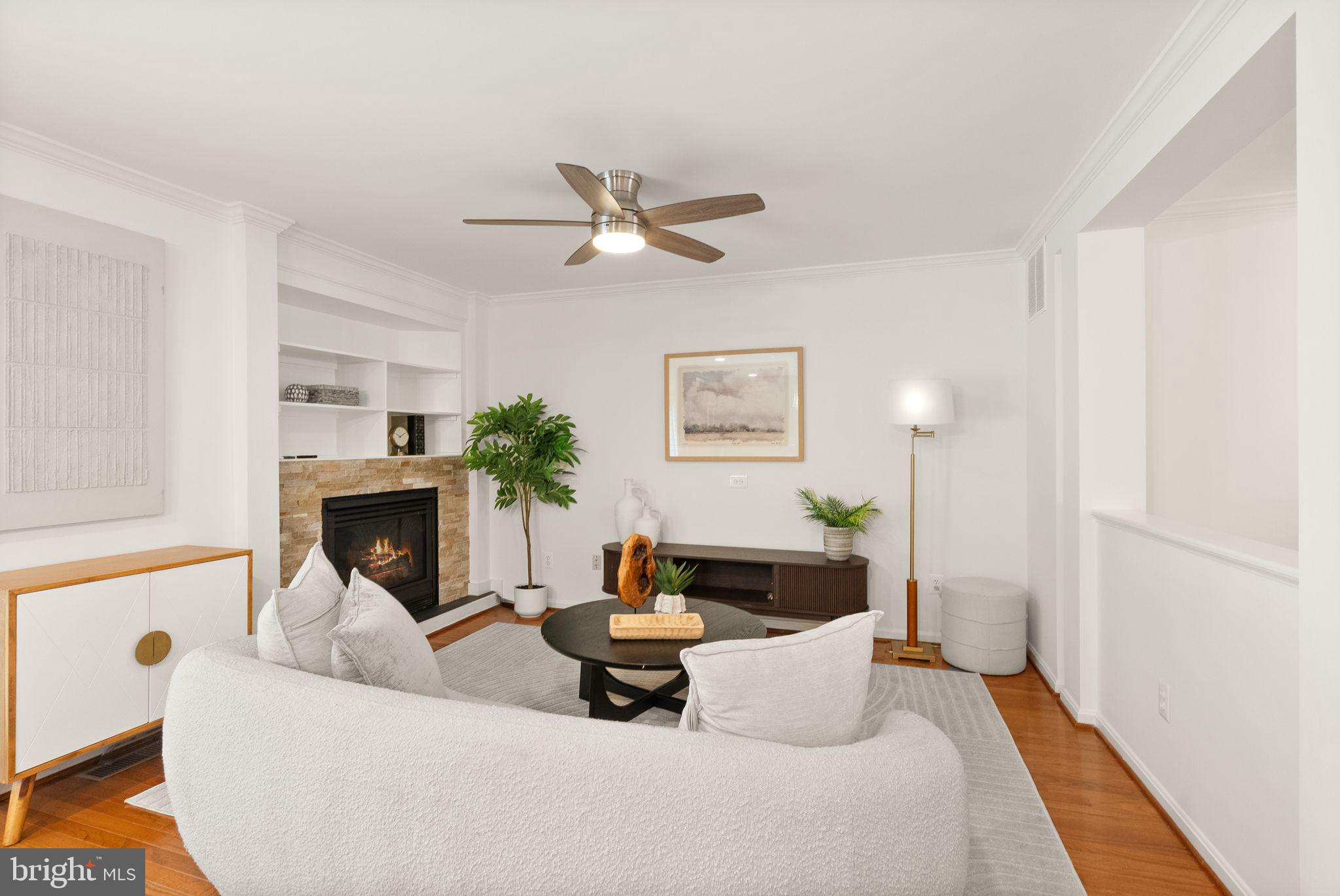 12056 Edgemere Circle Reston, VA 20190 - Photo 18 of 64