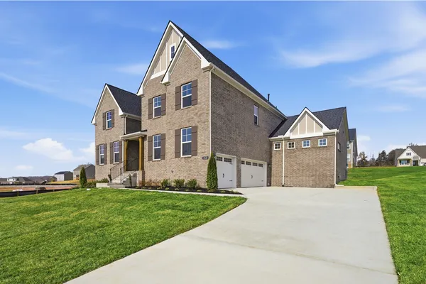 $899,990 | 7343 Buckhorn Court, Fairview, TN 37062