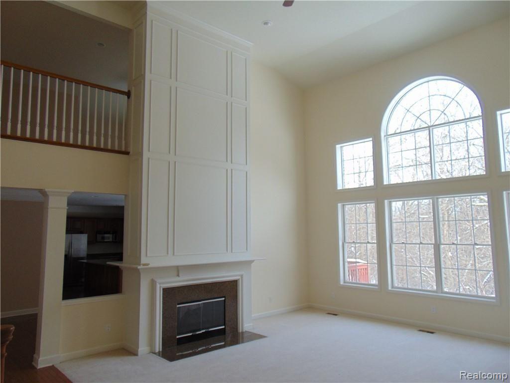 5835 Stonehaven Boulevard Rochester, MI 48306 - Photo 7 of 31