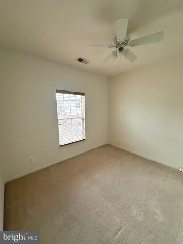 $2,825 | 2100 Abbottsbury Way, Woodbridge, VA 22191