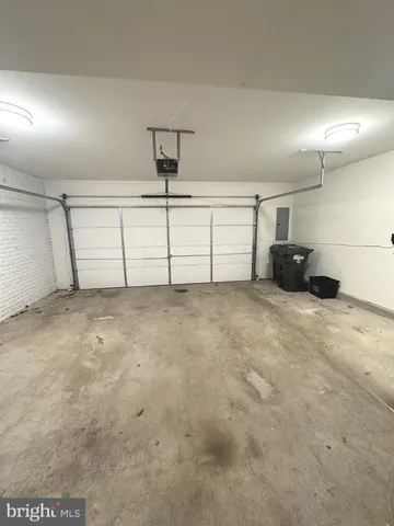 $2,825 | 2100 Abbottsbury Way, Woodbridge, VA 22191