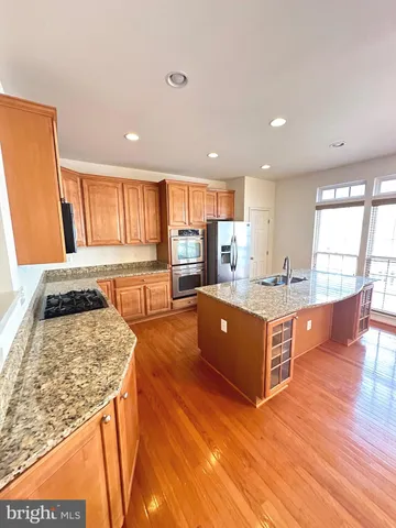 $2,825 | 2100 Abbottsbury Way, Woodbridge, VA 22191