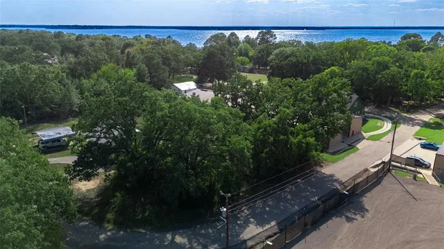 $22,000 | 529 Randall Drive, Mabank, TX 75156