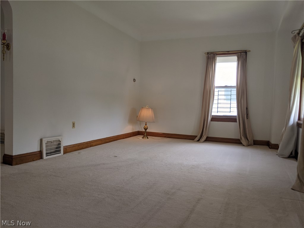 15603 Saranac Road Cleveland, OH 44110 - Photo 8 of 20