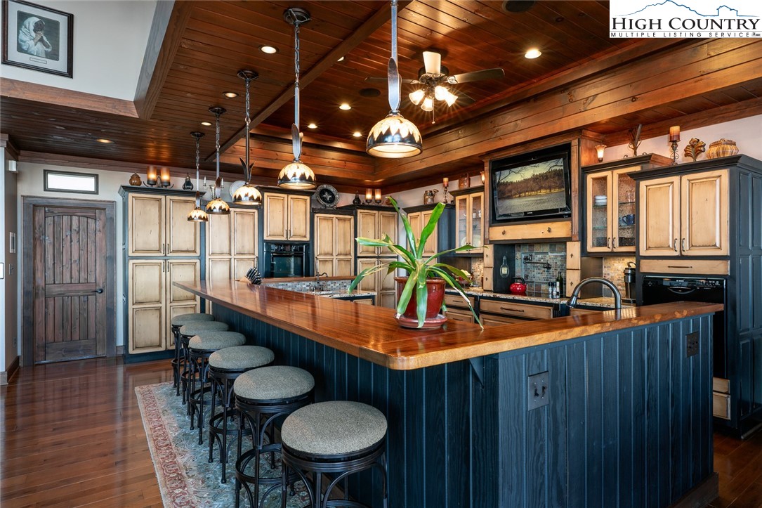 1071 State View Road Boone, NC 28607 - Photo 19 of 50