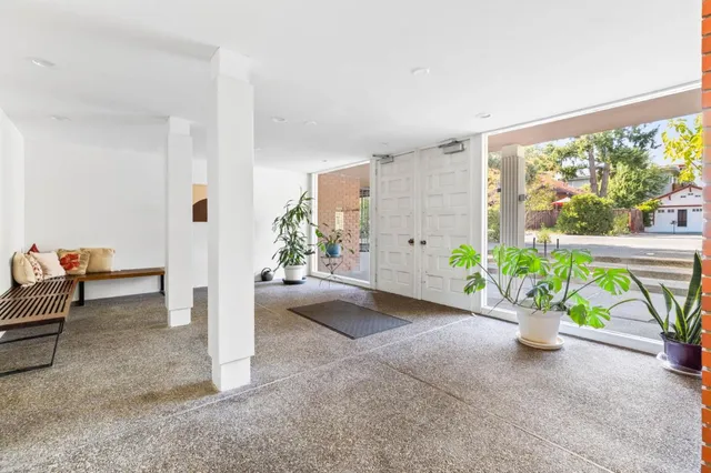 $999,000 | 55 Claremont Avenue, Unit 301, Redwood City, CA 94062