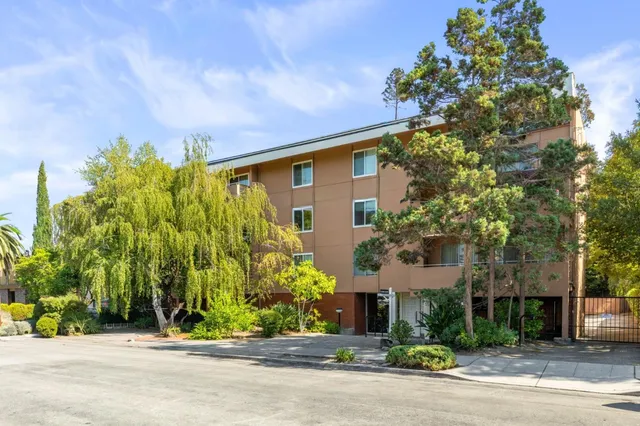 $999,000 | 55 Claremont Avenue, Unit 301, Redwood City, CA 94062