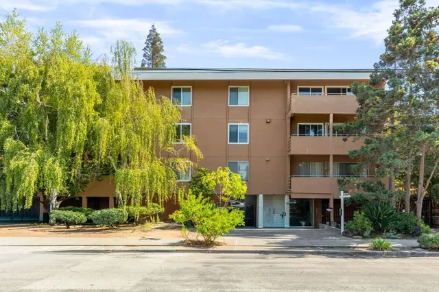 $999,000 | 55 Claremont Avenue, Unit 301, Redwood City, CA 94062