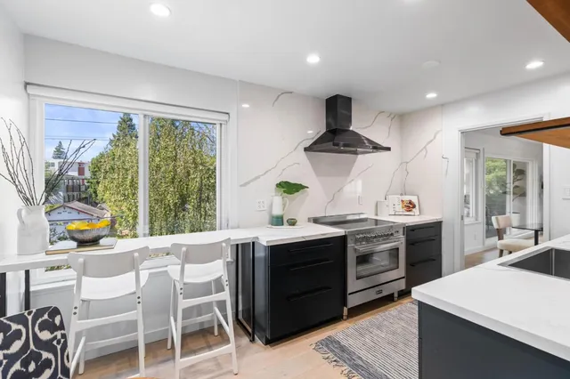 $999,000 | 55 Claremont Avenue, Unit 301, Redwood City, CA 94062