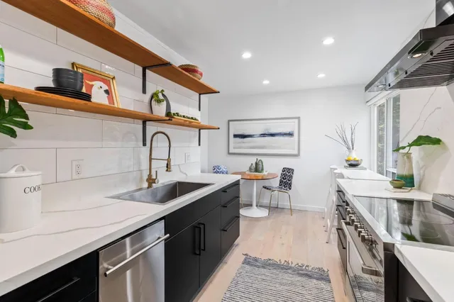 $999,000 | 55 Claremont Avenue, Unit 301, Redwood City, CA 94062