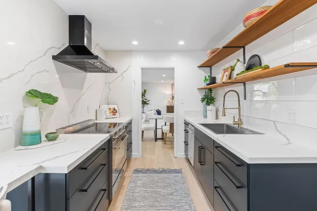 $999,000 | 55 Claremont Avenue, Unit 301, Redwood City, CA 94062