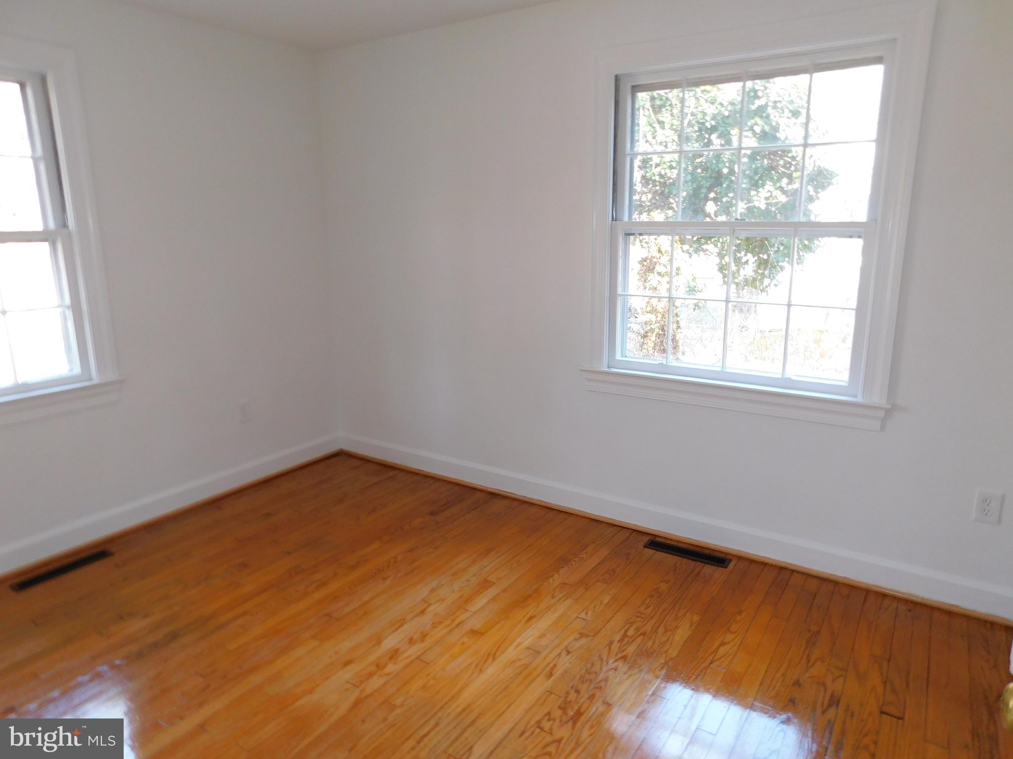 10374 Rectory Lane King George, VA 22485 - Photo 6 of 25 Bedroom 1