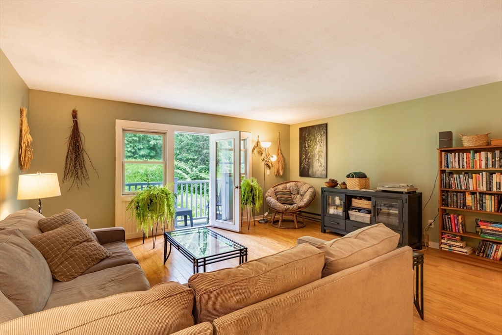 46 Evergreen Road, Unit 207 Northampton, MA 01053 - Photo 4 of 21