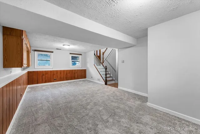 $415,000 | 1125 Darby Lane, Roselle, IL 60172