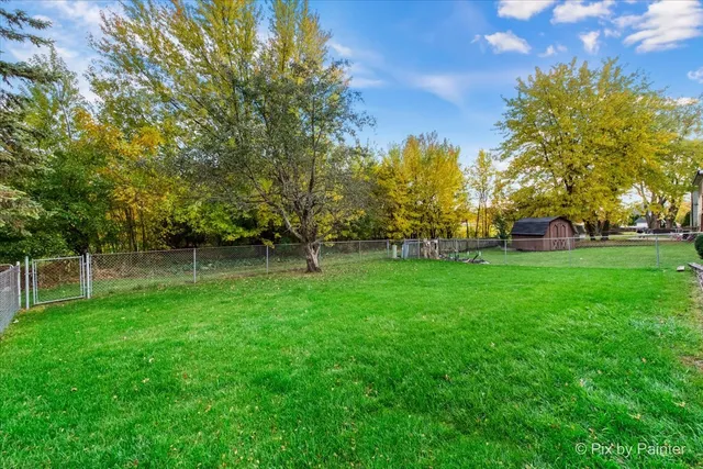 $415,000 | 1125 Darby Lane, Roselle, IL 60172