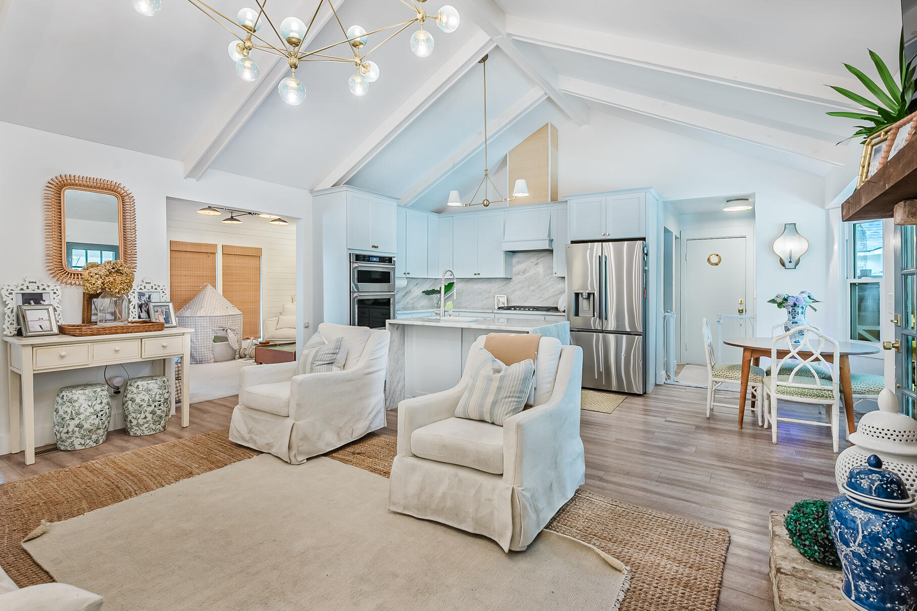 Living toom facing kitchen