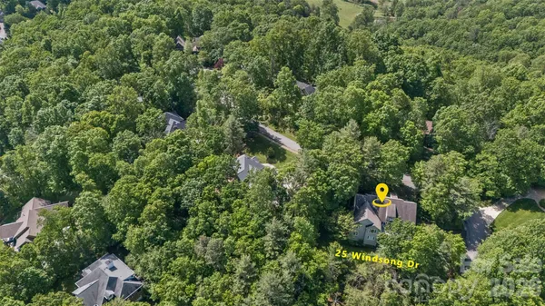 $995,000 | 25 Windsong Drive, Fairview, NC 28730