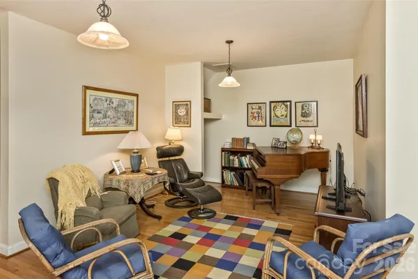 $995,000 | 25 Windsong Drive, Fairview, NC 28730