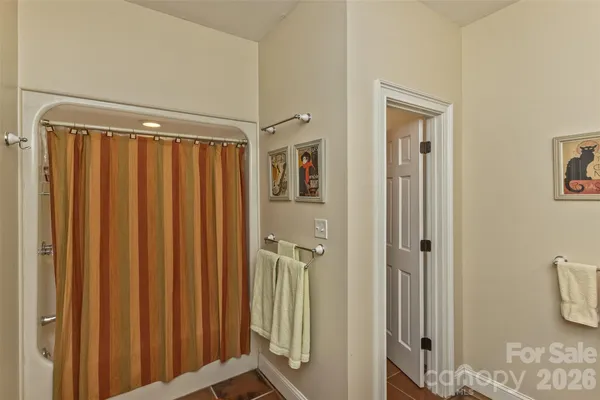 $995,000 | 25 Windsong Drive, Fairview, NC 28730