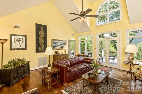 $995,000 | 25 Windsong Drive, Fairview, NC 28730