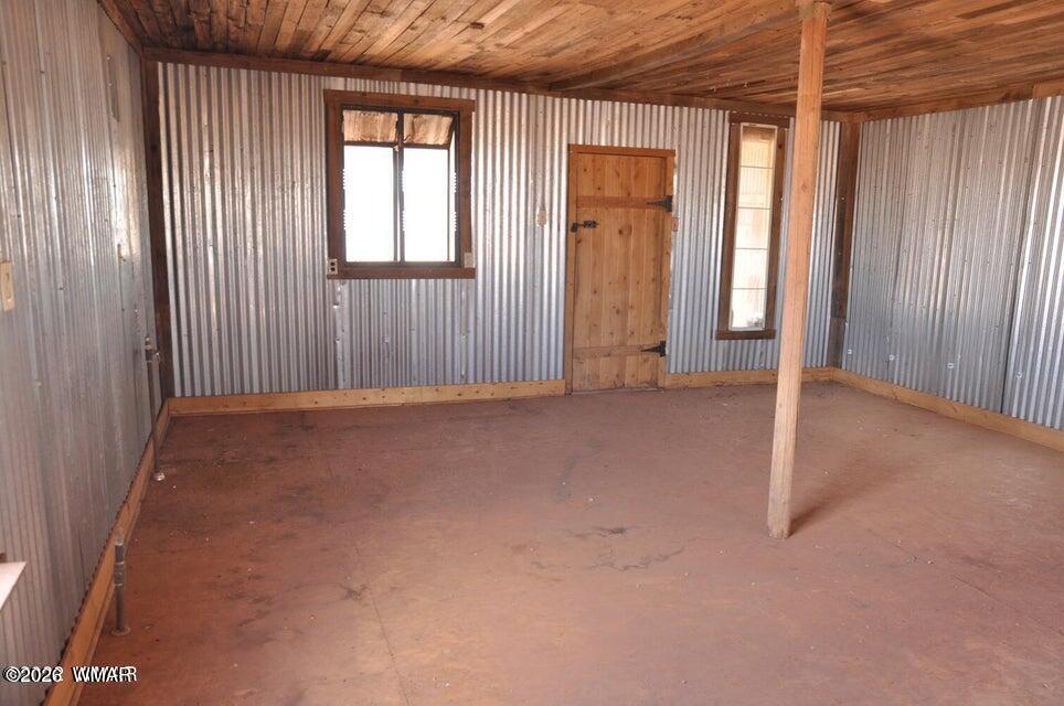 5021 Rae Trail Snowflake, AZ 85937 - Photo 8 of 23 an empty room with windows