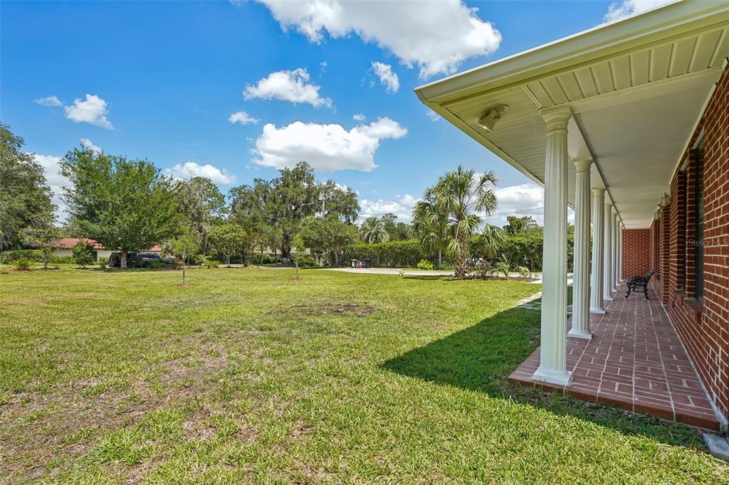 6827 Southwest 35th Way Gainesville, FL 32608 - Photo 5 of 51
