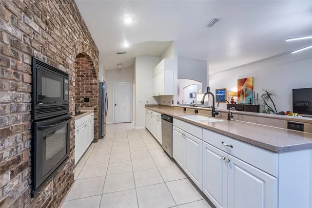 $2,700 | 6650 Thackston Drive, Riverview, FL 33578