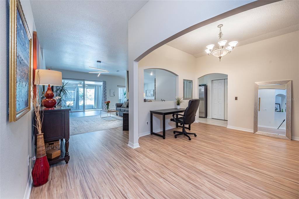 6650 Thackston Drive Riverview, FL 33578 - Photo 5 of 59