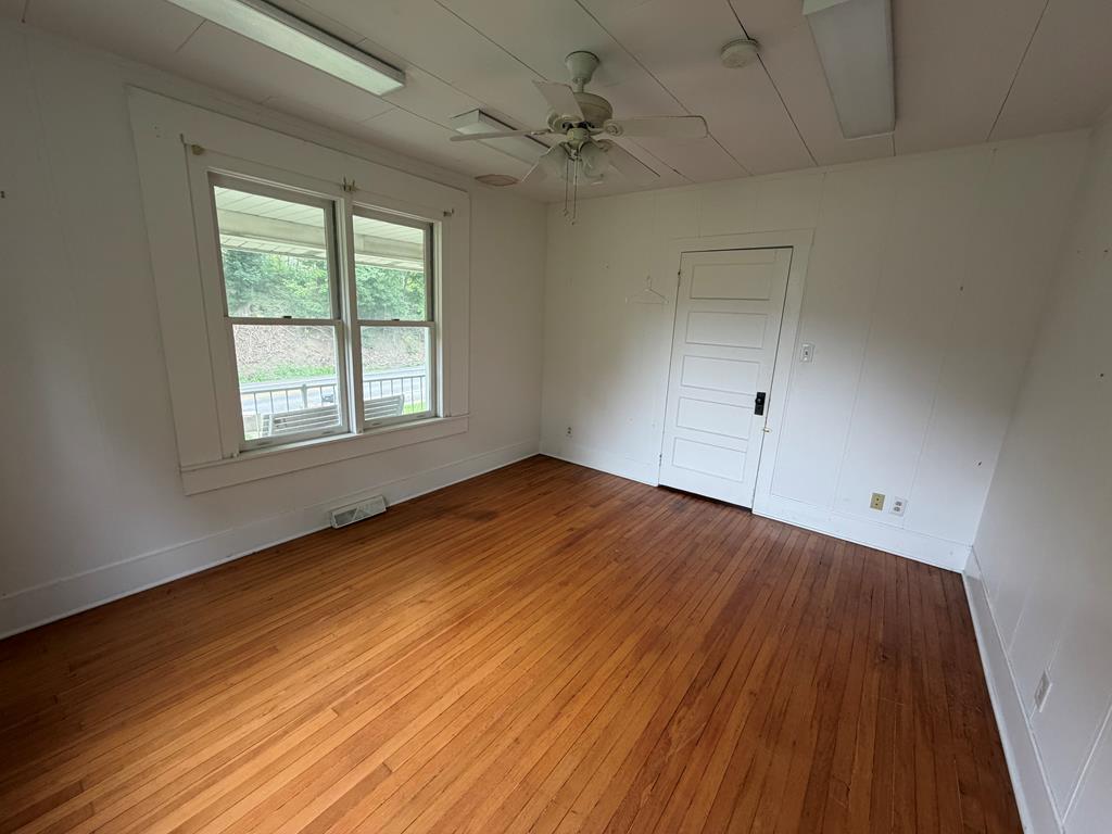 1569 Ritter Drive Daniels, WV 25832 - Photo 35 of 49 Gallery Image 35