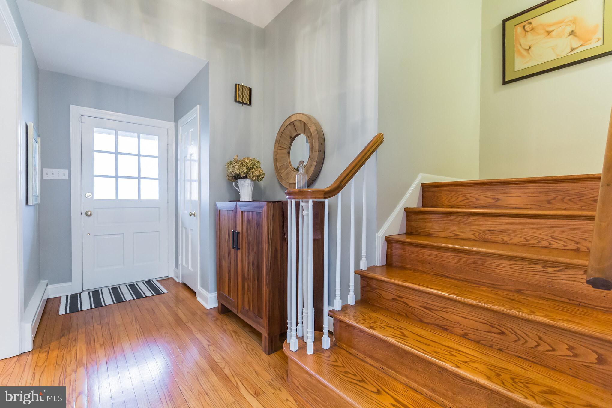217 Radcliffe Road Wayne, PA 19087 - Photo 2 of 25