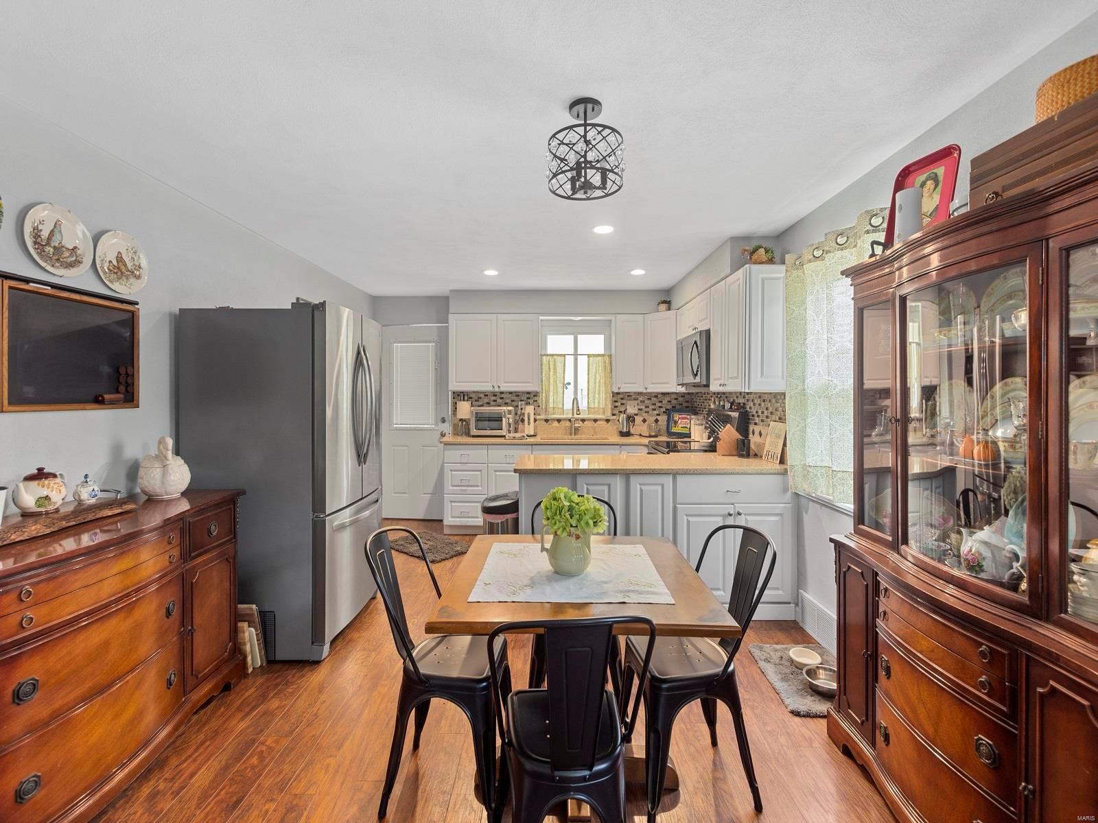 604 Stiening Street Waterloo, IL 62298 - Photo 7 of 23 Gallery Image 7