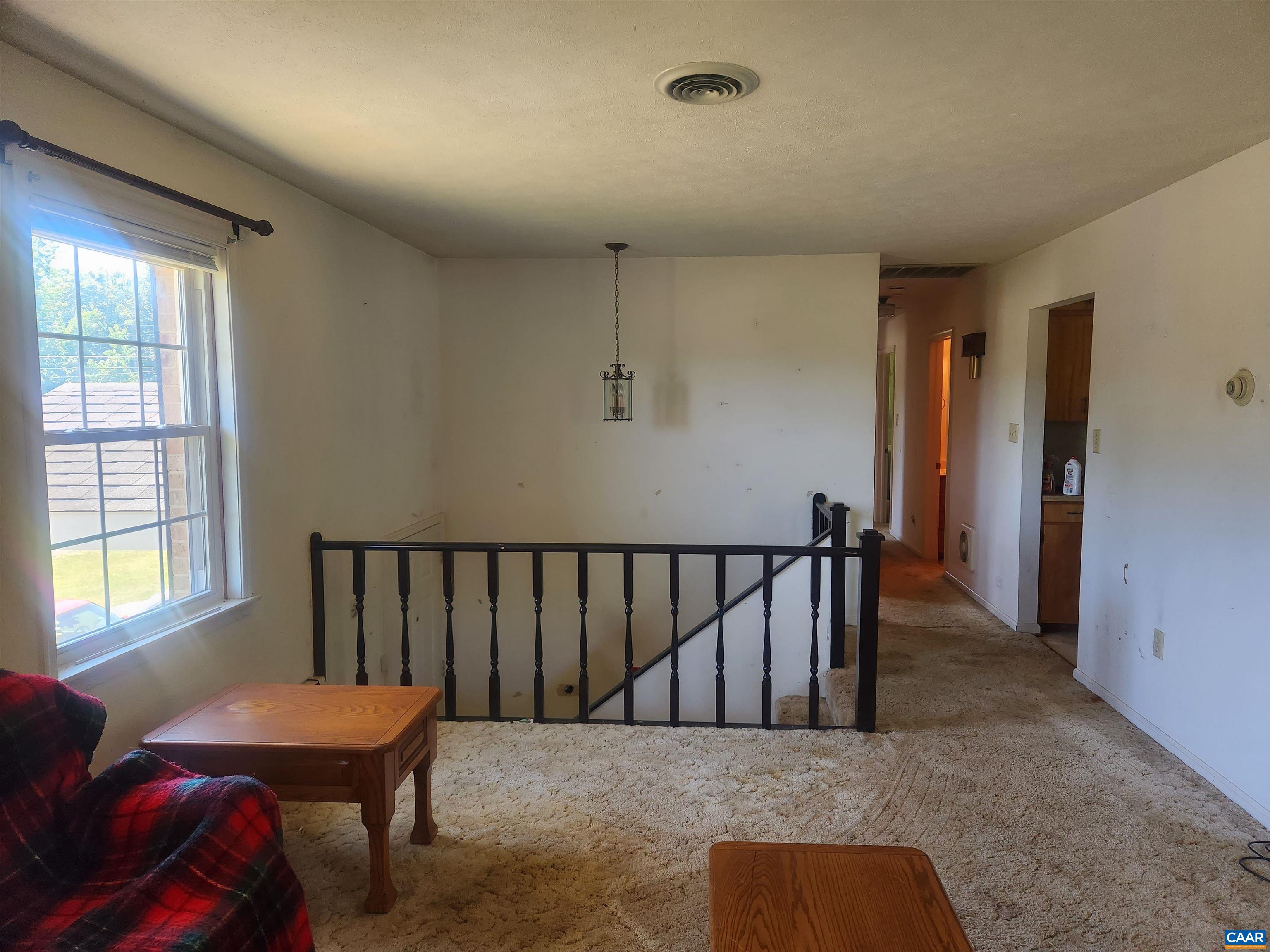 24 Greenfield Road Luray, VA 22835 - Photo 6 of 16 Gallery Image 6